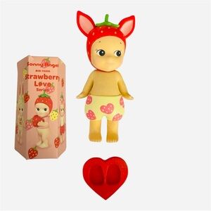 Sonny Angel Strawberry Love Series Fawn w/FREE Stand